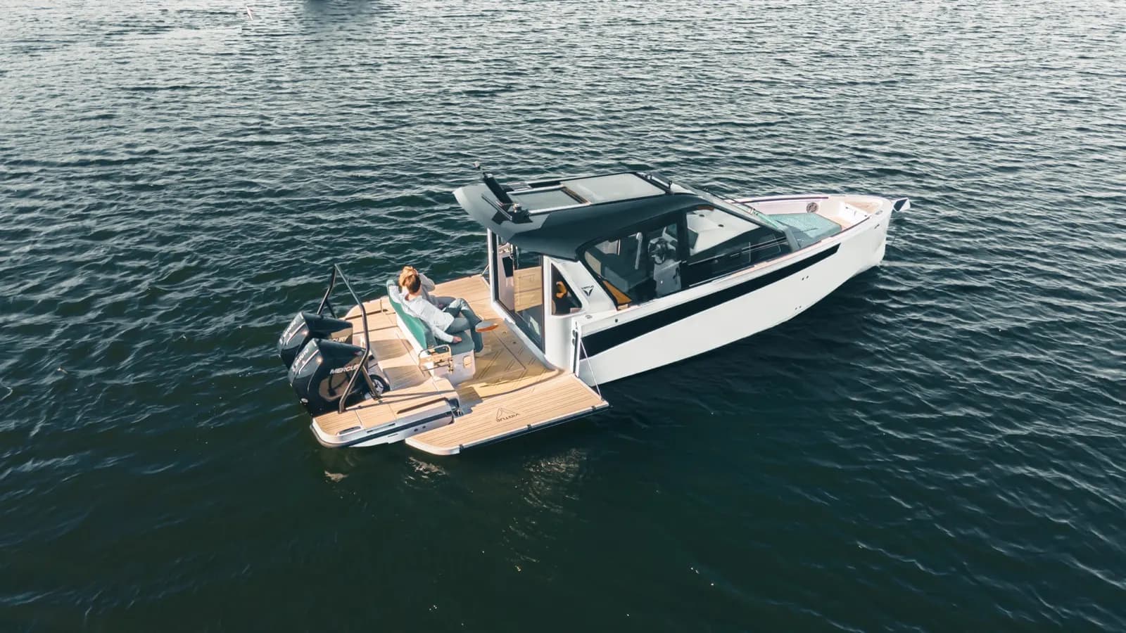 V10 Cabin
